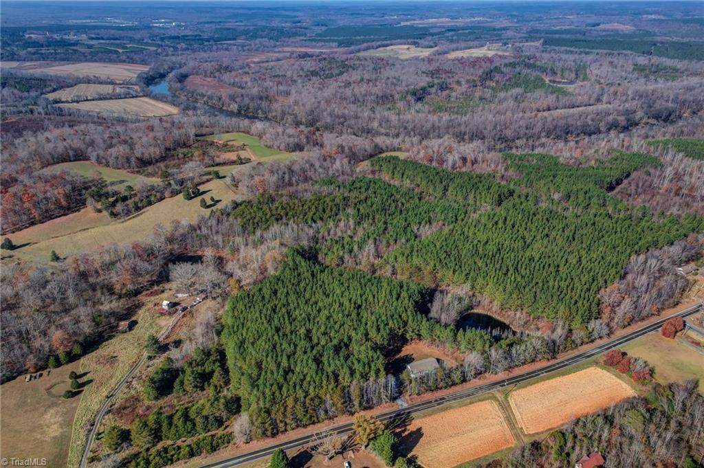 880 Perkinson Road Ruffin, NC 27326 - Photo 9 of 41