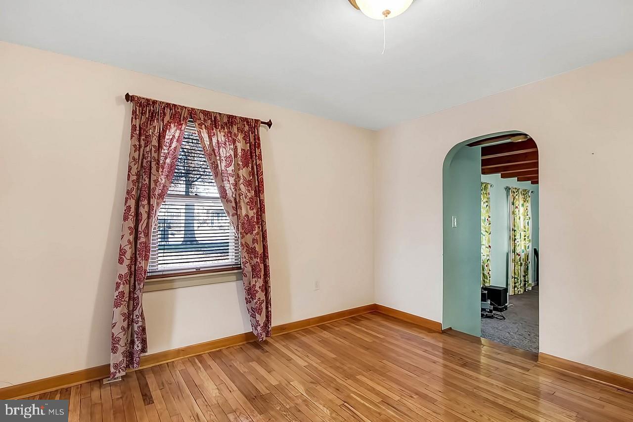 338 Filbert Street Hanover, PA 17331 - Photo 4 of 25 Gallery Image 4