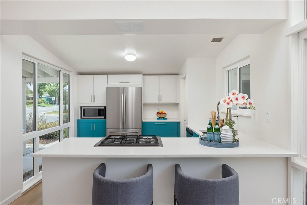 271 Greentree Road Upland, CA 91786 - Photo 13 of 38