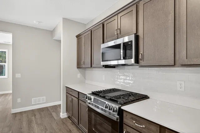 $459,900 | 1420 Victory Lane Northeast, Isanti, MN 55040