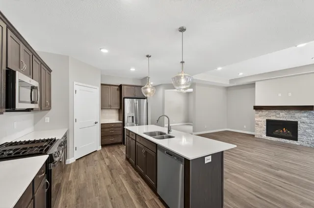 $459,900 | 1420 Victory Lane Northeast, Isanti, MN 55040