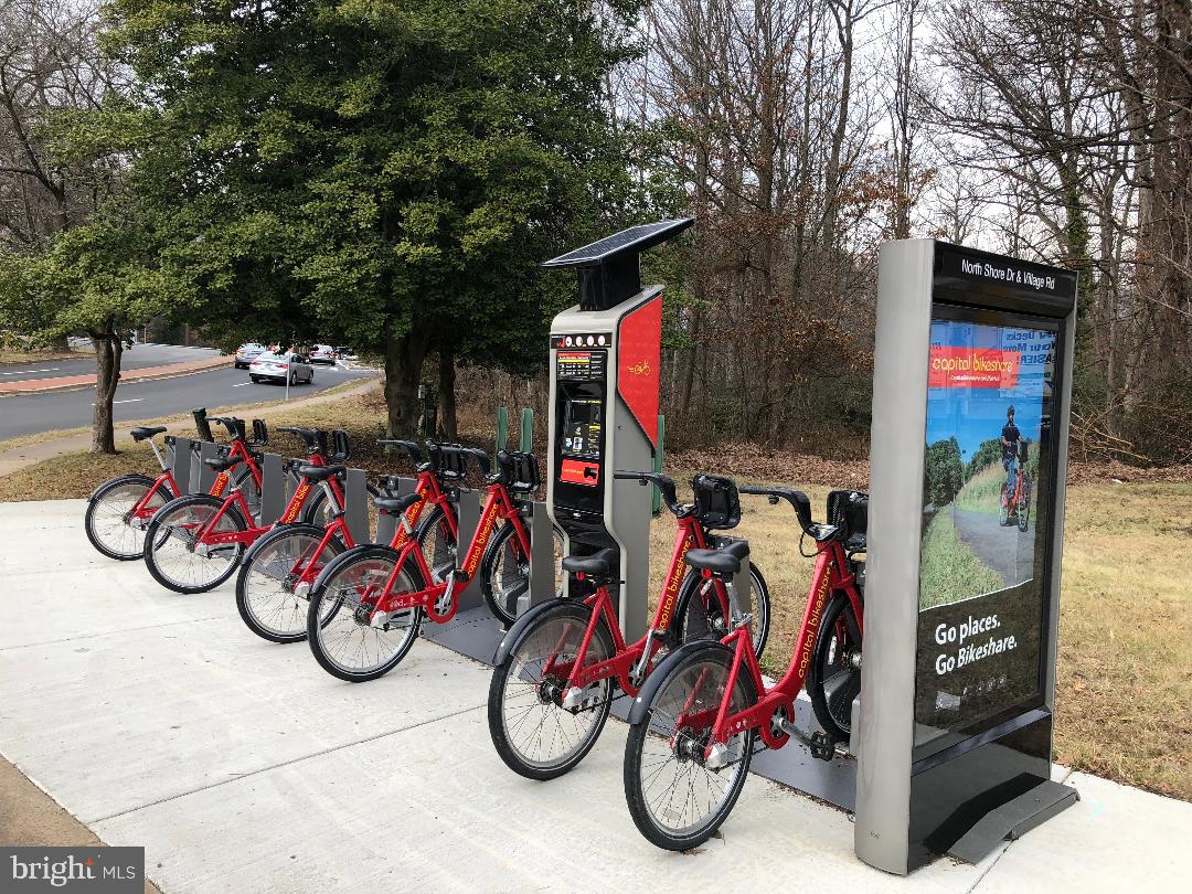 1716 Lake Shore Crest Drive, Unit 31 Reston, VA 20190 - Photo 41 of 46