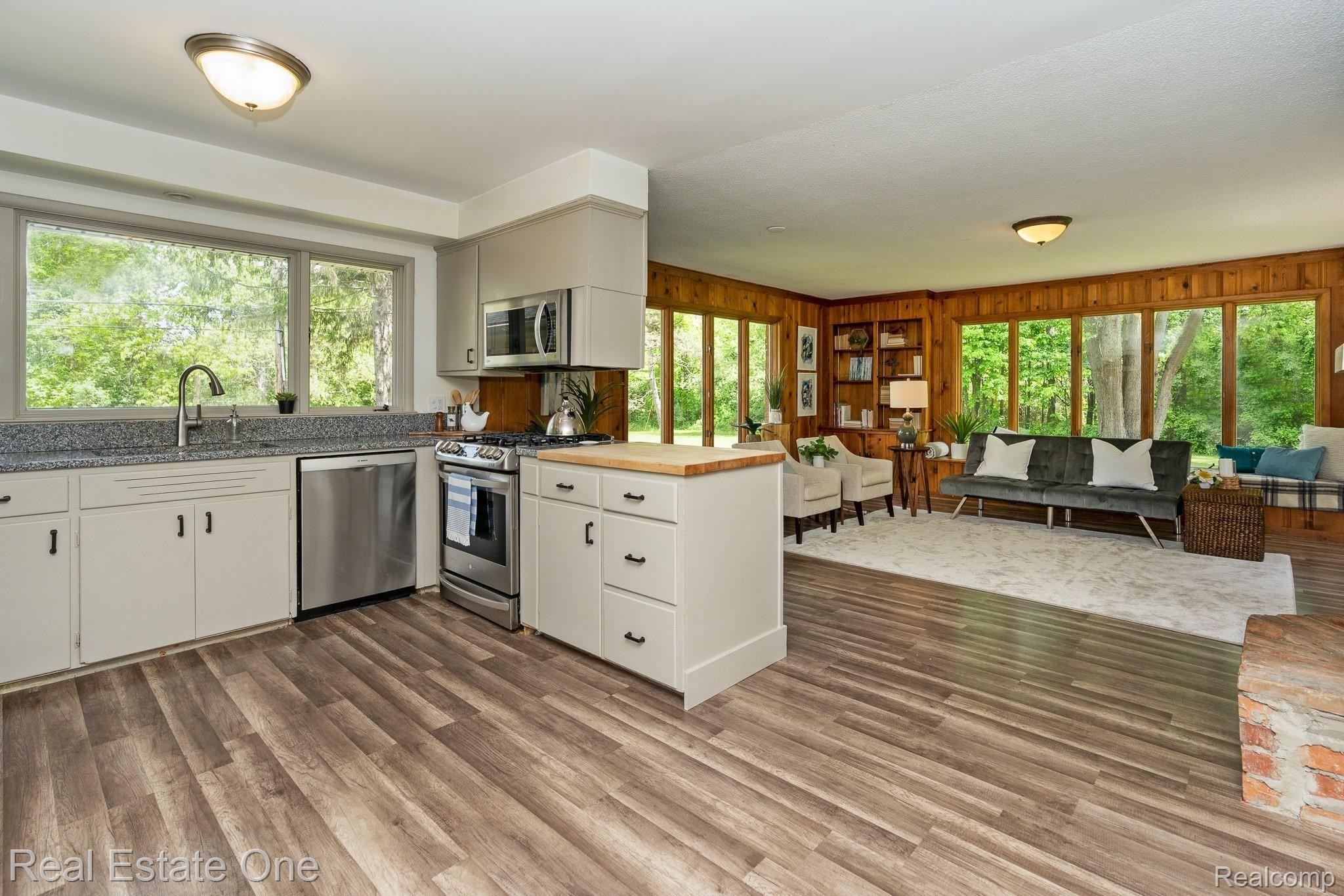 6356 Blue Beech Road Rochester, MI 48306 - Photo 27 of 43 6356 Blue Beech MLS-W029.jpg