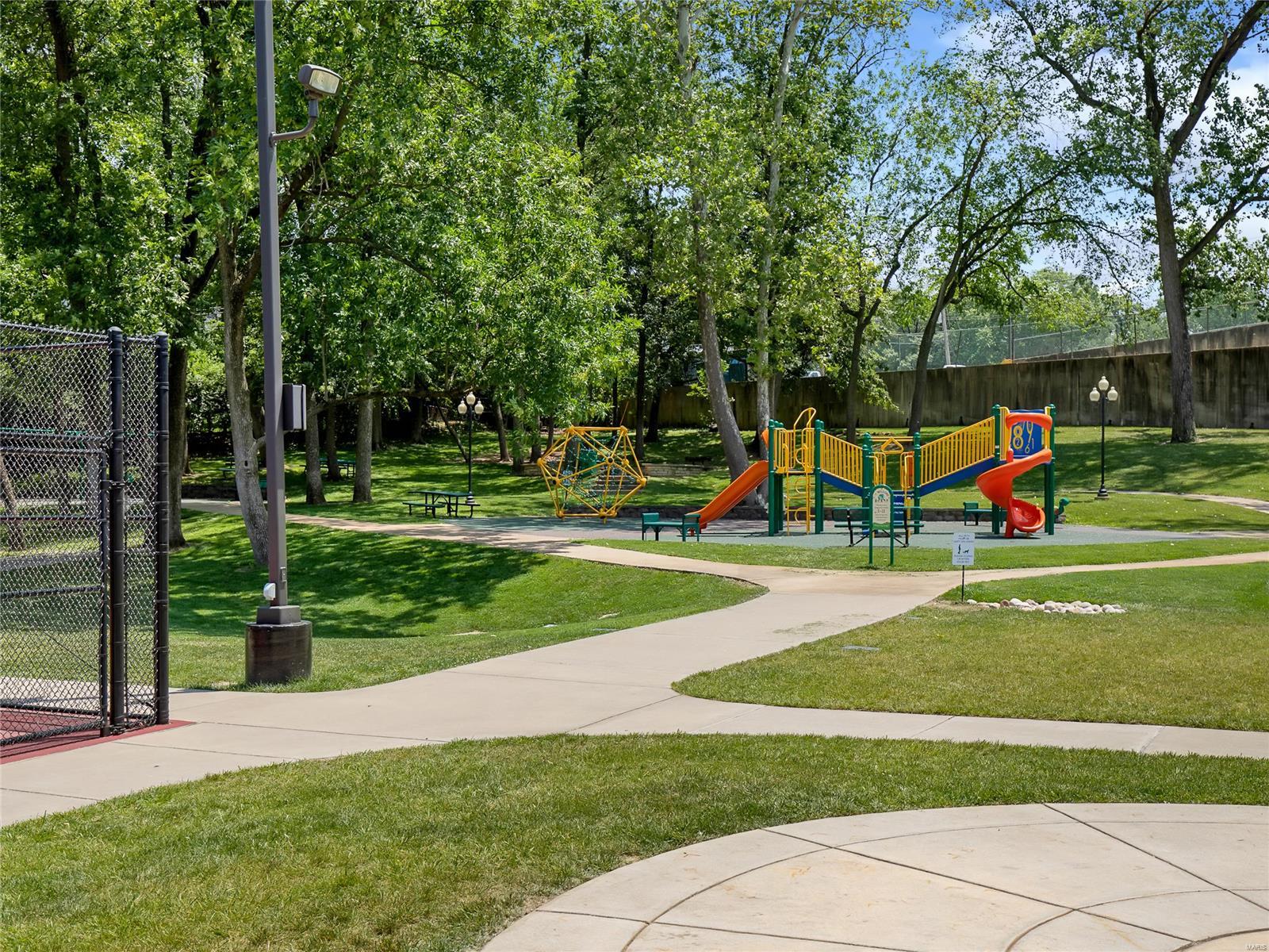 525 Beauford Drive Warson Woods, MO 63122 - Photo 33 of 33