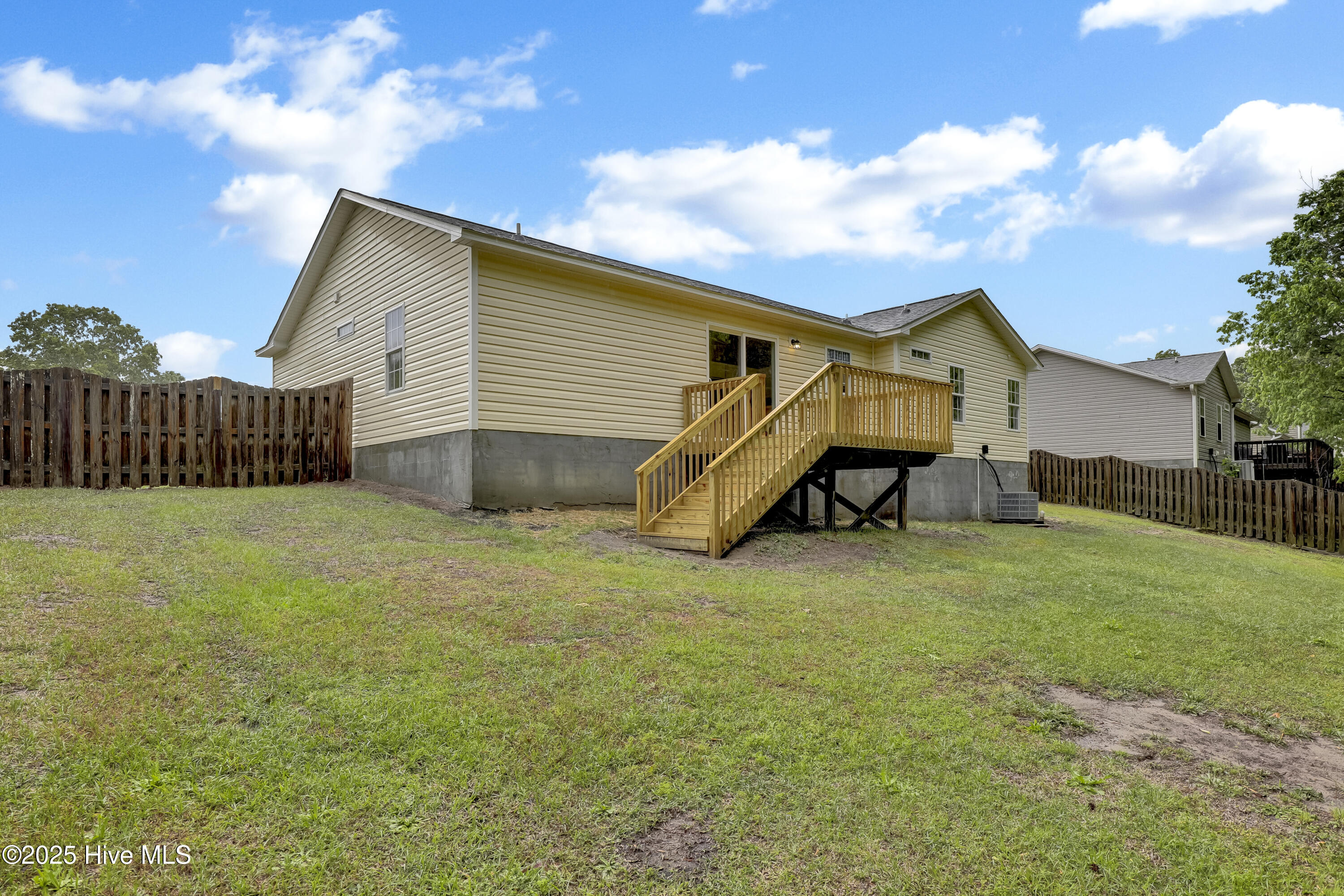147 Wheaton Drive Richlands, NC 28574 - Photo 28 of 30 28