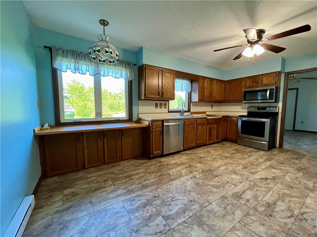 6796 E Port Wolcott, NY 14590 - Photo 17 of 50 All appliances included