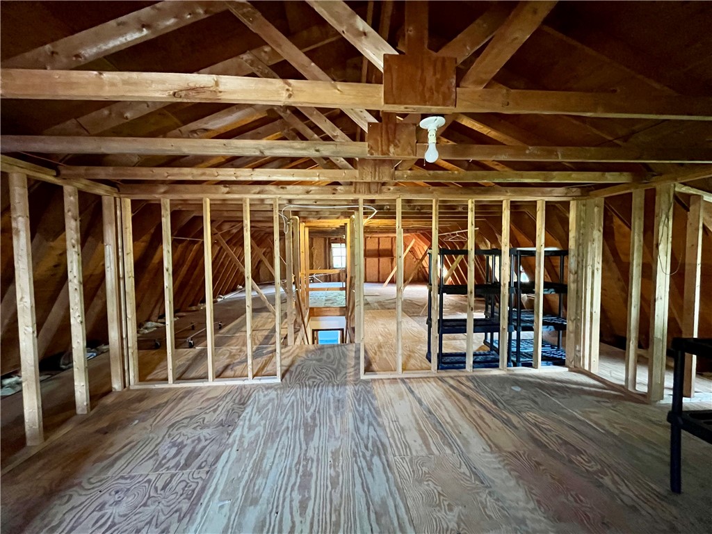 6796 E Port Wolcott, NY 14590 - Photo 41 of 50 Unfinished full attic with windows