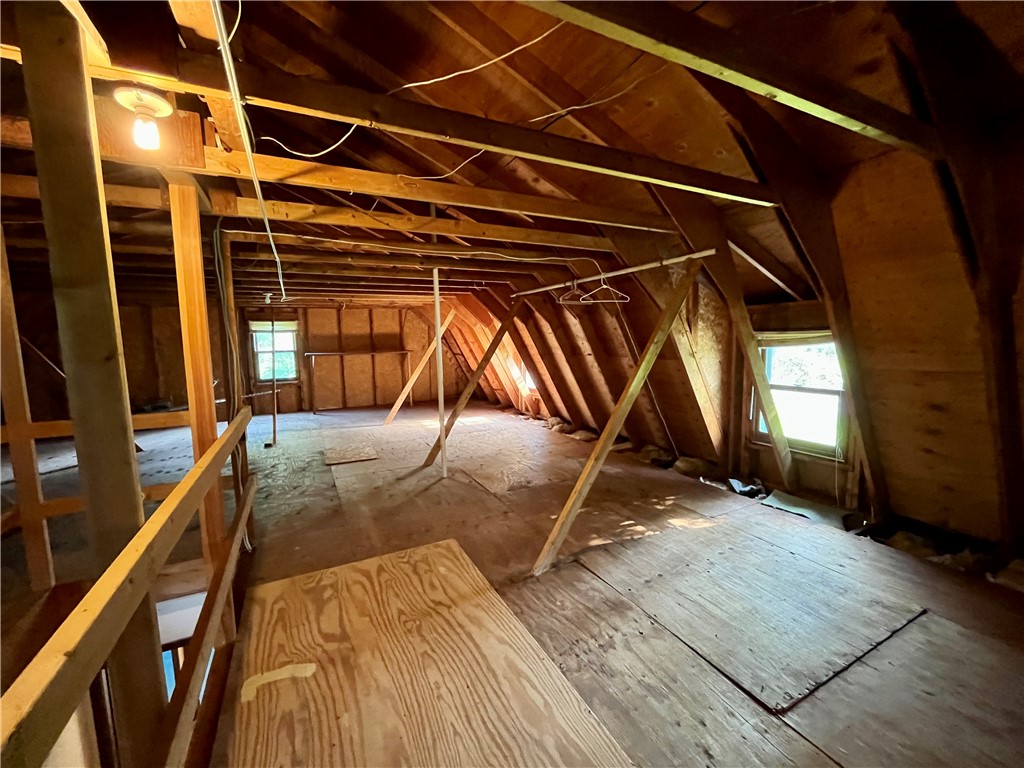 6796 E Port Wolcott, NY 14590 - Photo 42 of 50 Unfinished full attic with windows