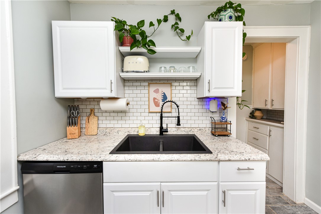 199 Hampden Road Rochester, NY 14610 - Photo 16 of 36