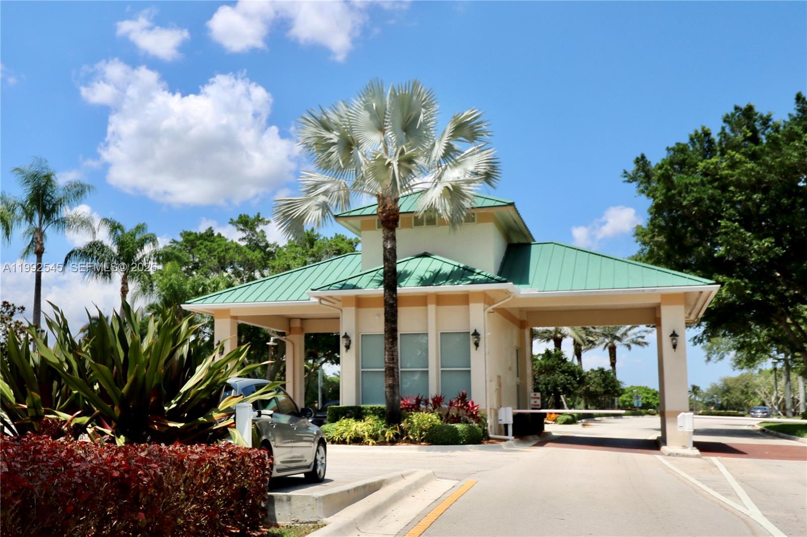2686 Palmer Place Weston, FL 33332 - Photo 1 of 42 Community entrance