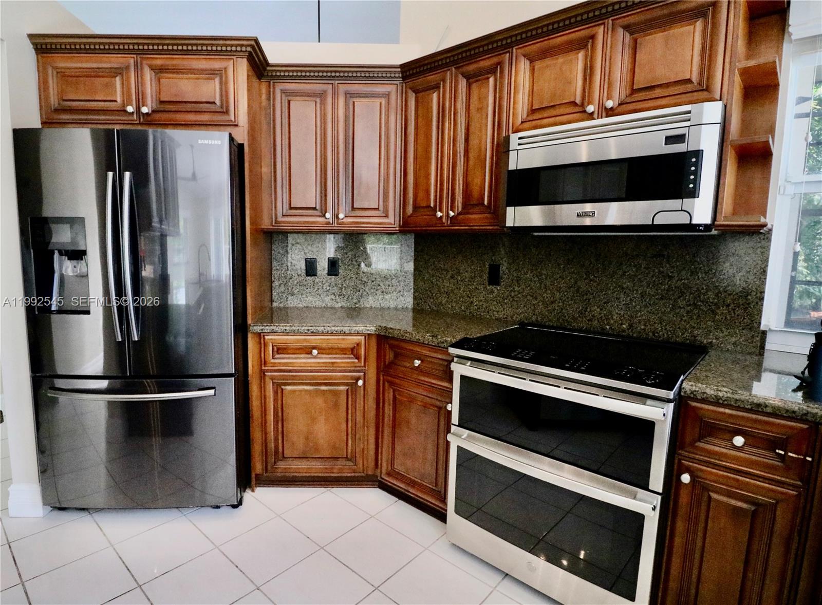 2686 Palmer Place Weston, FL 33332 - Photo 21 of 42