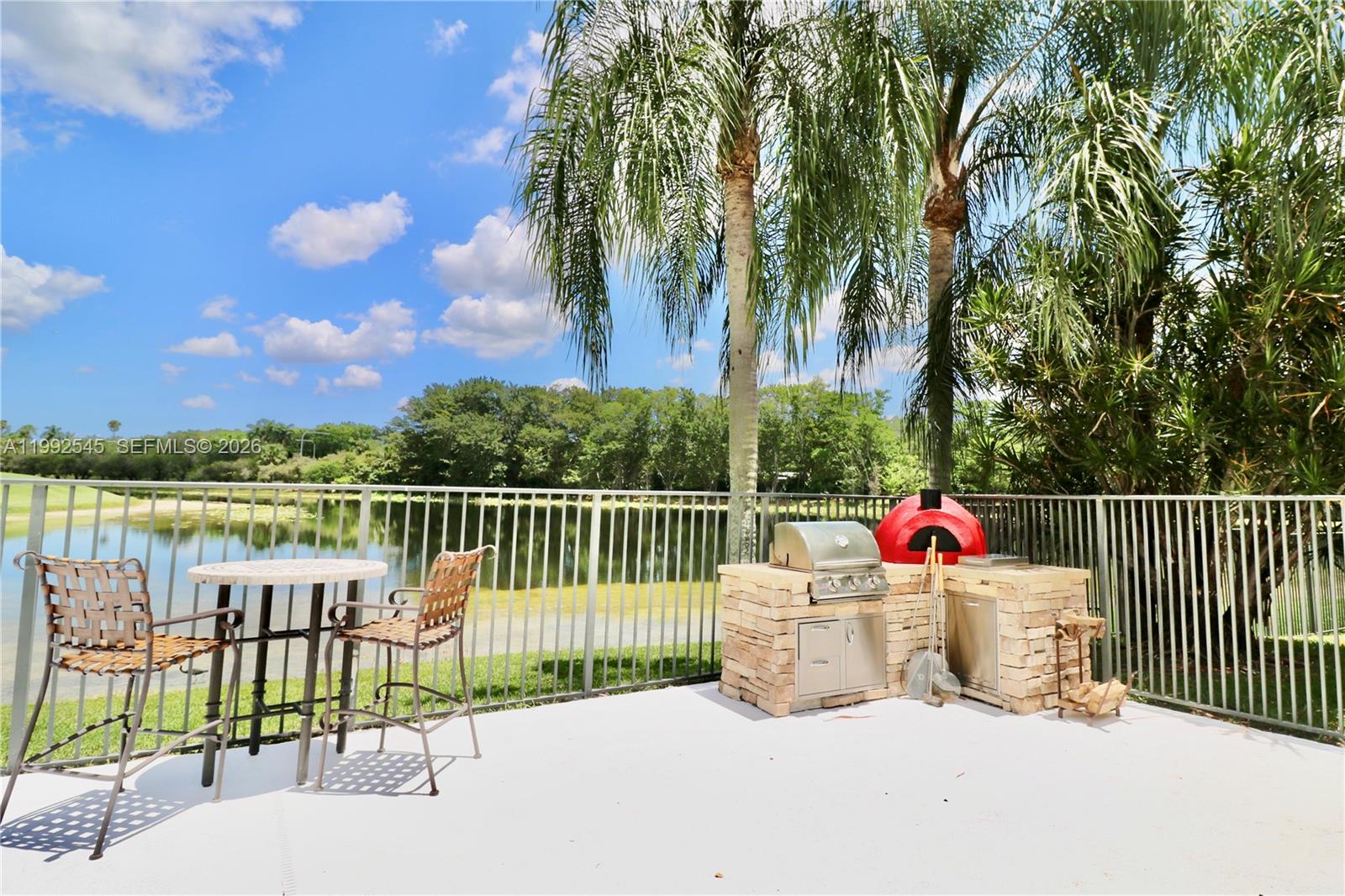 2686 Palmer Place Weston, FL 33332 - Photo 26 of 42 Florida kitchen outside
