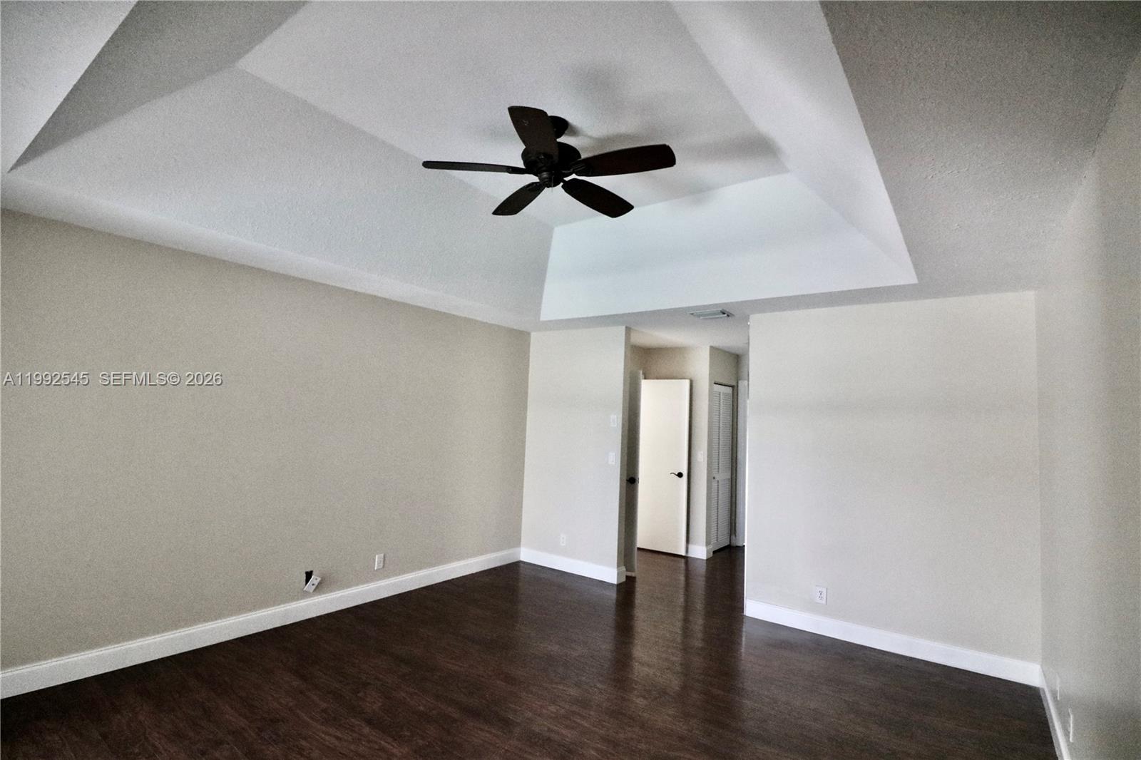 2686 Palmer Place Weston, FL 33332 - Photo 28 of 42 Primary bedroom