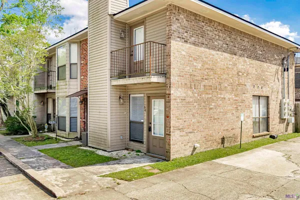 $1,450 | 9506 Jefferson Highway, Unit 16, St. George, LA 70809