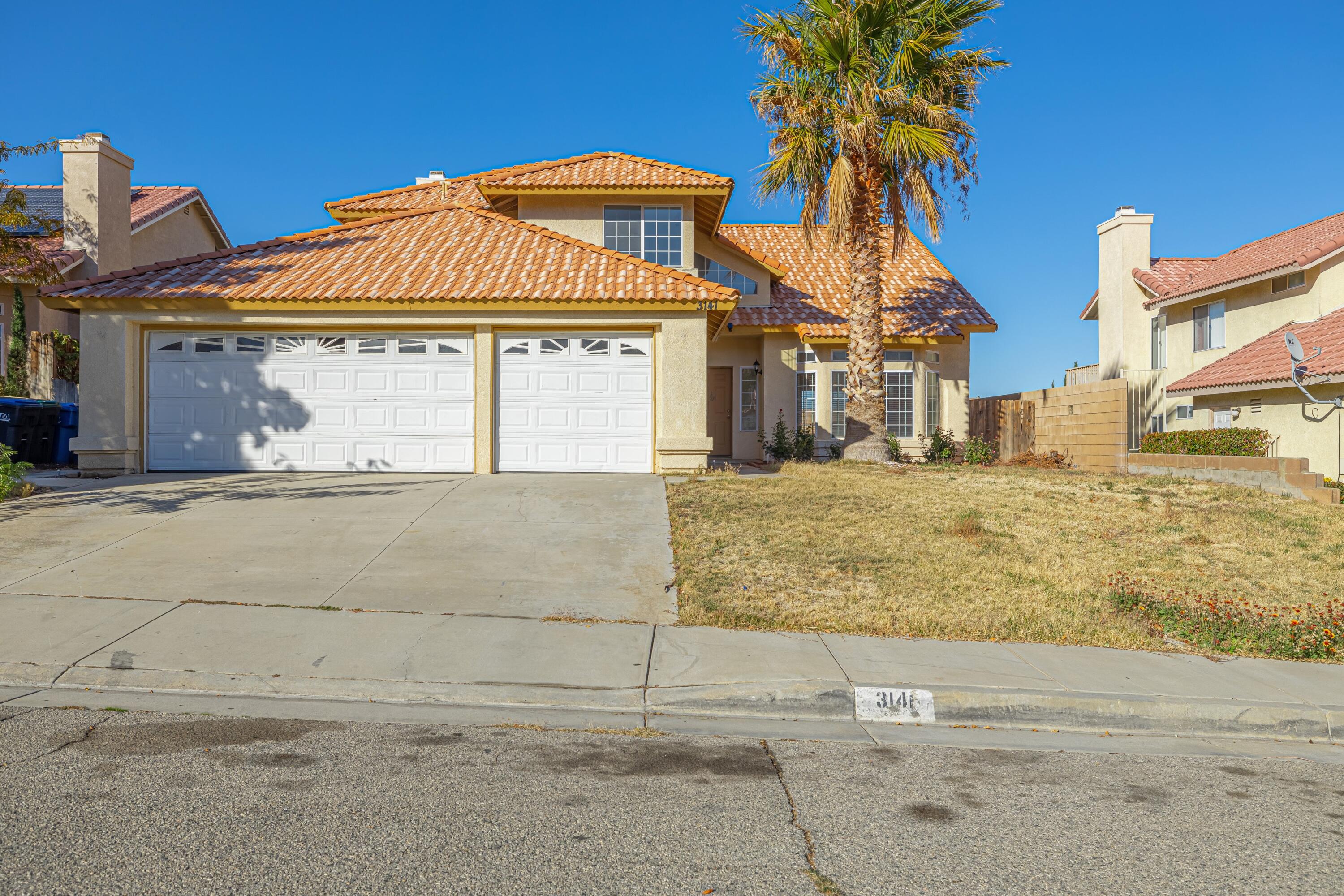 3141 Hampton Road Palmdale, CA 93551 - Photo 2 of 35 JMY_0160-HDR