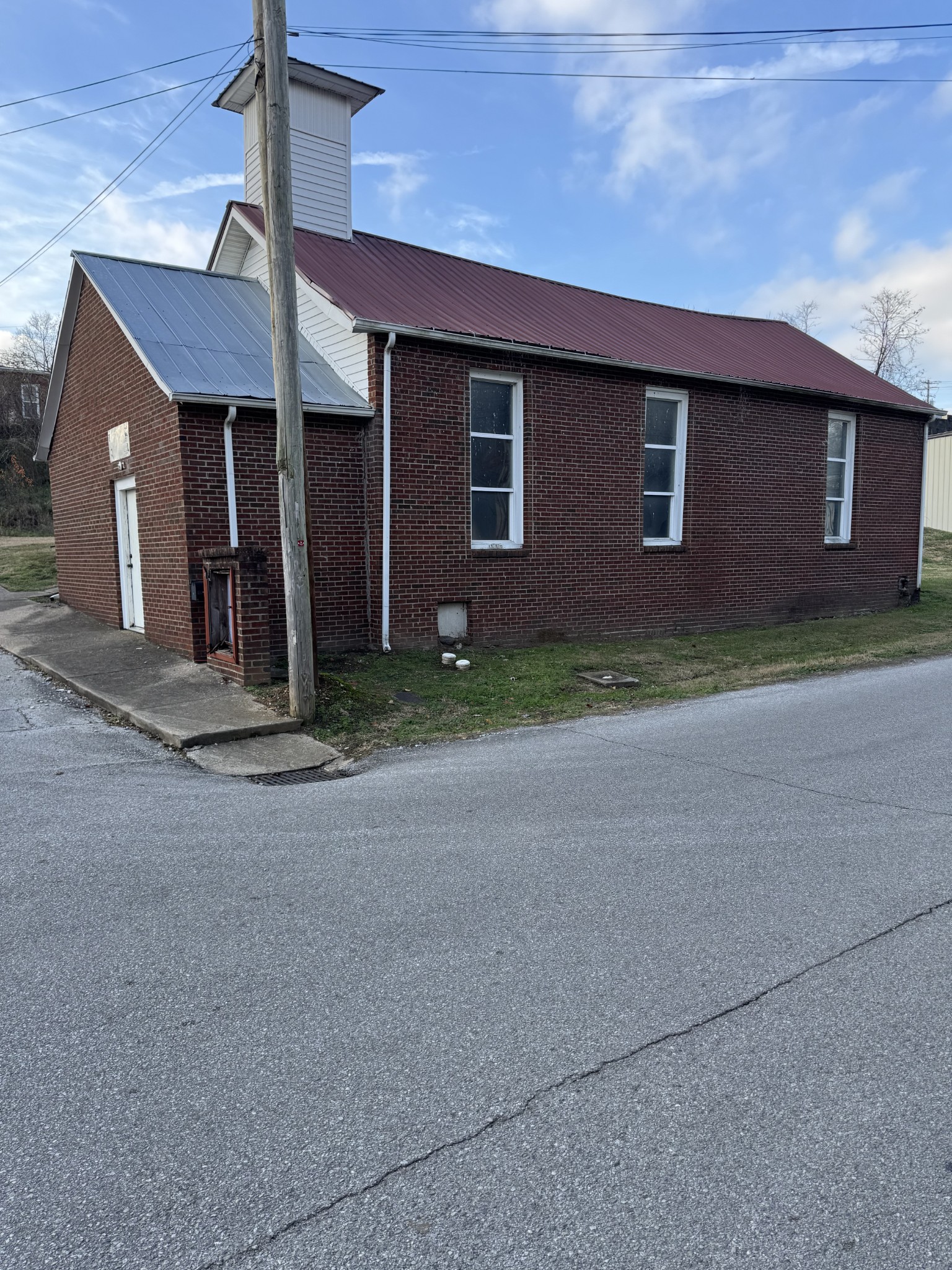 113 2nd Avenue East Carthage, TN 37030 - Photo 1 of 7
