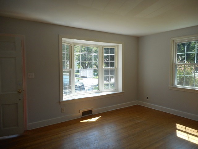 325 Wayneridge Road Waynesboro, VA 22980 - Photo 4 of 14 Gallery Image 4