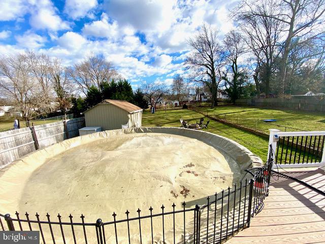 29 Hampton Road Linthicum, MD 21090 - Photo 44 of 68 GREAT Personal Pool!