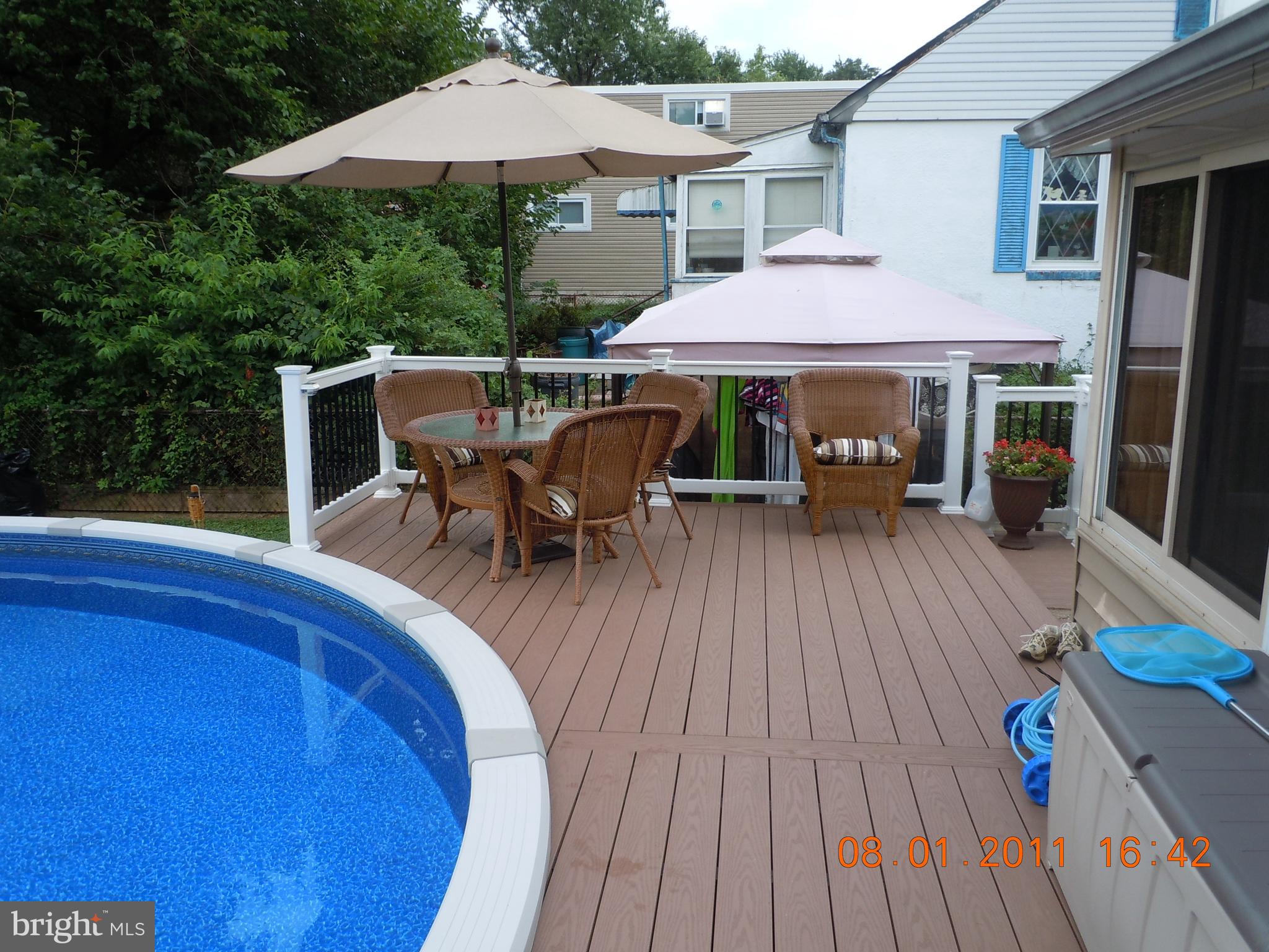 29 Hampton Road Linthicum, MD 21090 - Photo 64 of 68 Backyard Oasis