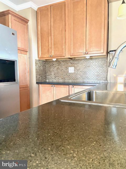 29 Hampton Road Linthicum, MD 21090 - Photo 10 of 68 Handsome Detailed Decor