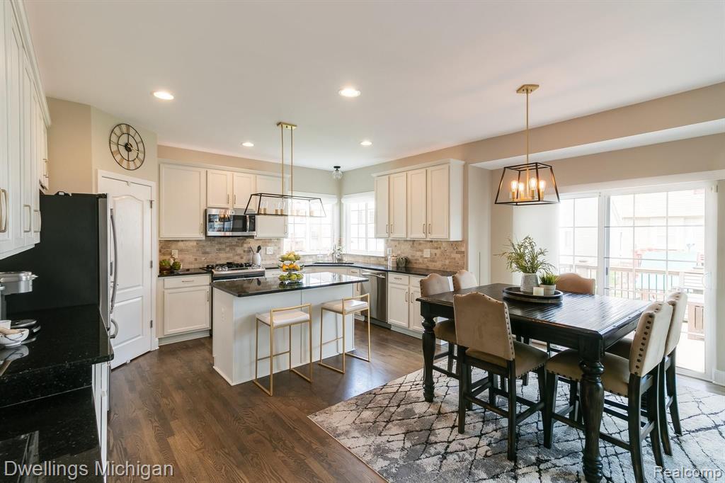 27616 Harrington Way Novi, MI 48374 - Photo 15 of 48