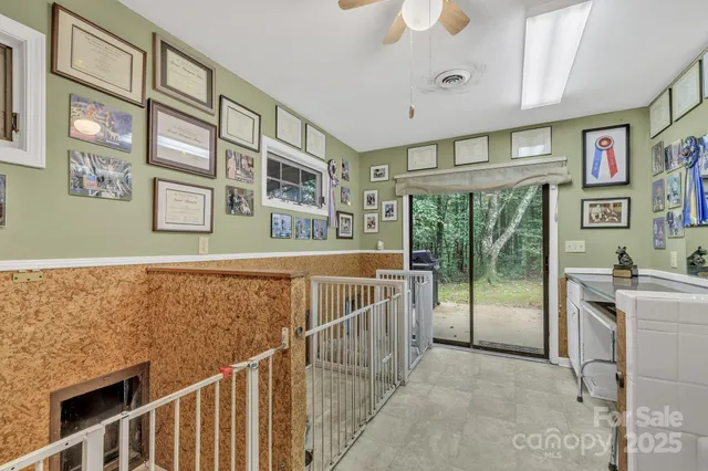 $580,000 | 129 Nolte Way, Saluda, NC 28773