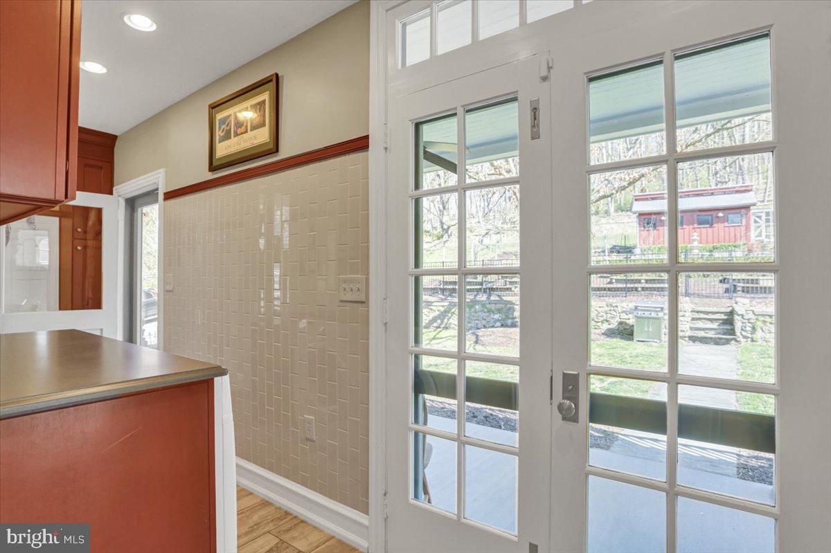 102 Kramer Lane Reading, PA 19606 - Photo 18 of 67