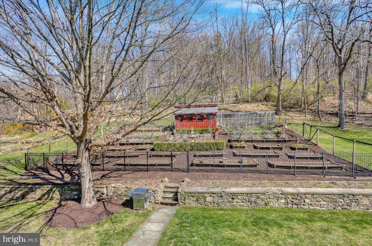 102 Kramer Lane Reading, PA 19606 - Photo 35 of 67