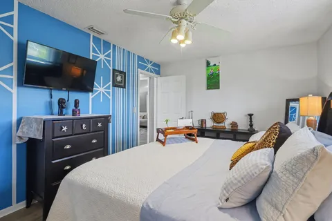 $660,000 | 9284 Laurel Green Drive, Boynton Beach, FL 33437