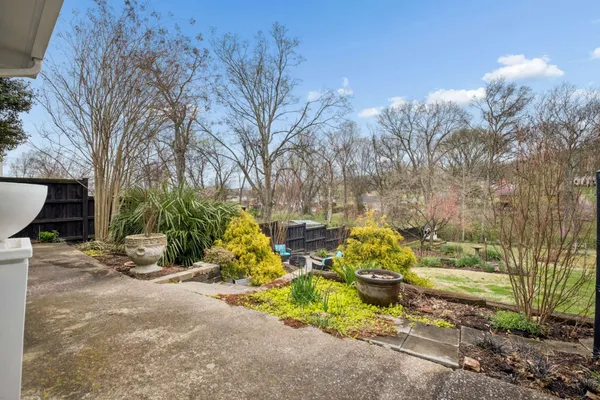 $750,000 | 830 Hillwood Boulevard, Nashville, TN 37209