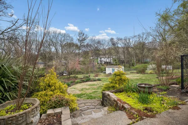 $750,000 | 830 Hillwood Boulevard, Nashville, TN 37209