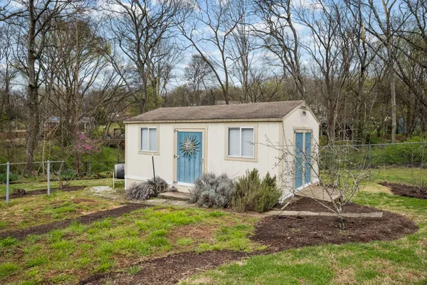 $750,000 | 830 Hillwood Boulevard, Nashville, TN 37209