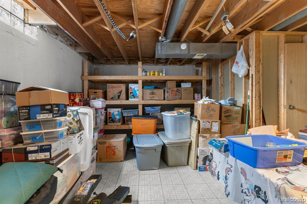 8466 Allen Road Allen Park, MI 48101 - Photo 34 of 50