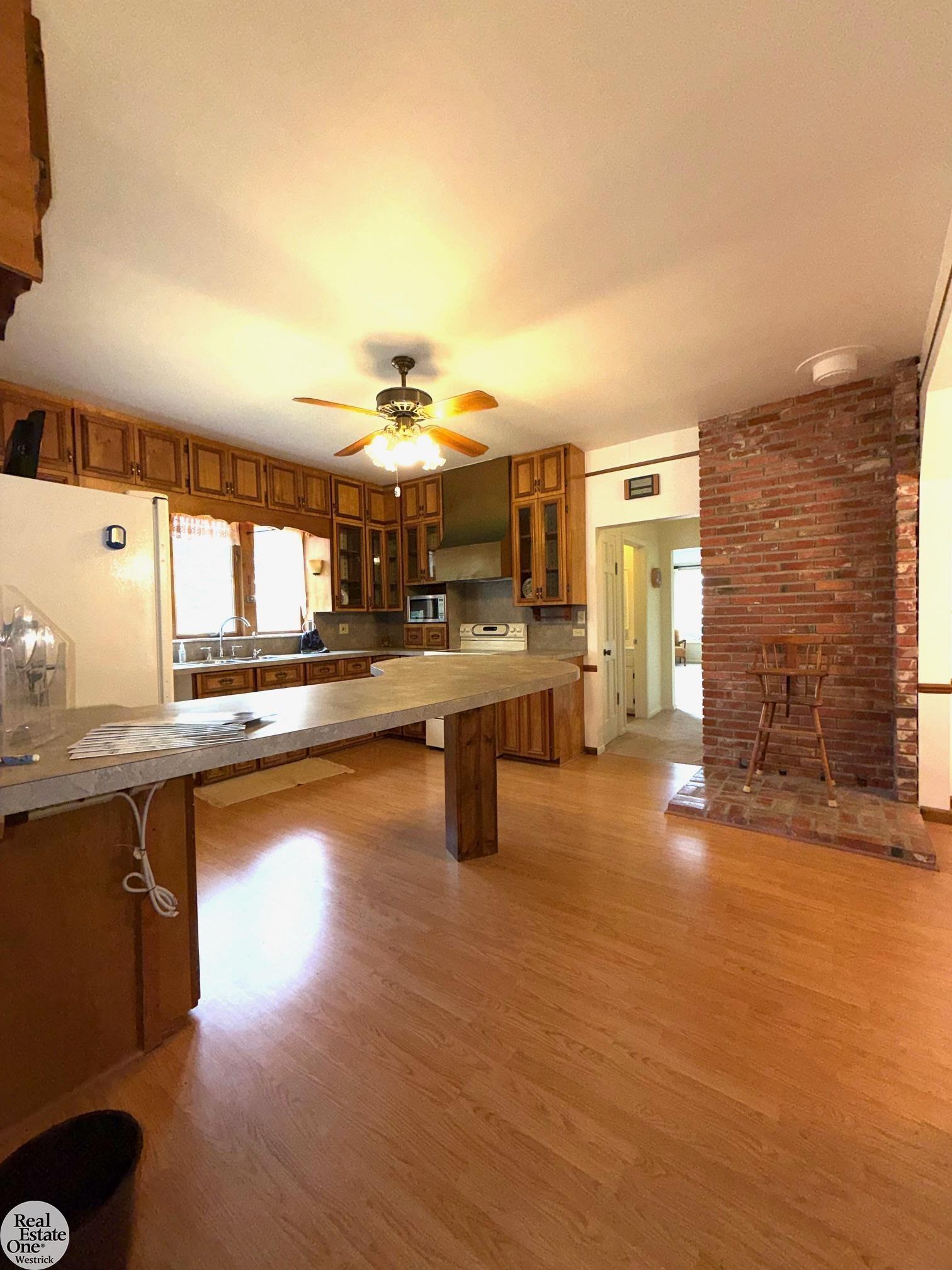 1471 South Allen Road St. Clair, MI 48079 - Photo 31 of 84 Kitchen