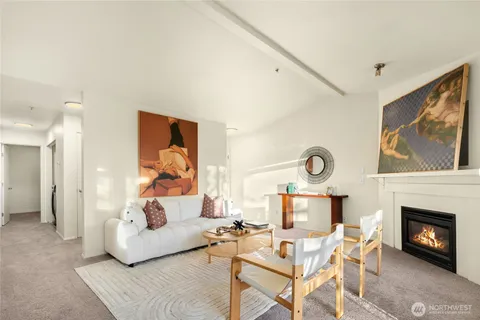 $315,000 | 10825 Southeast 200th Street, Unit B203, Kent, WA 98031