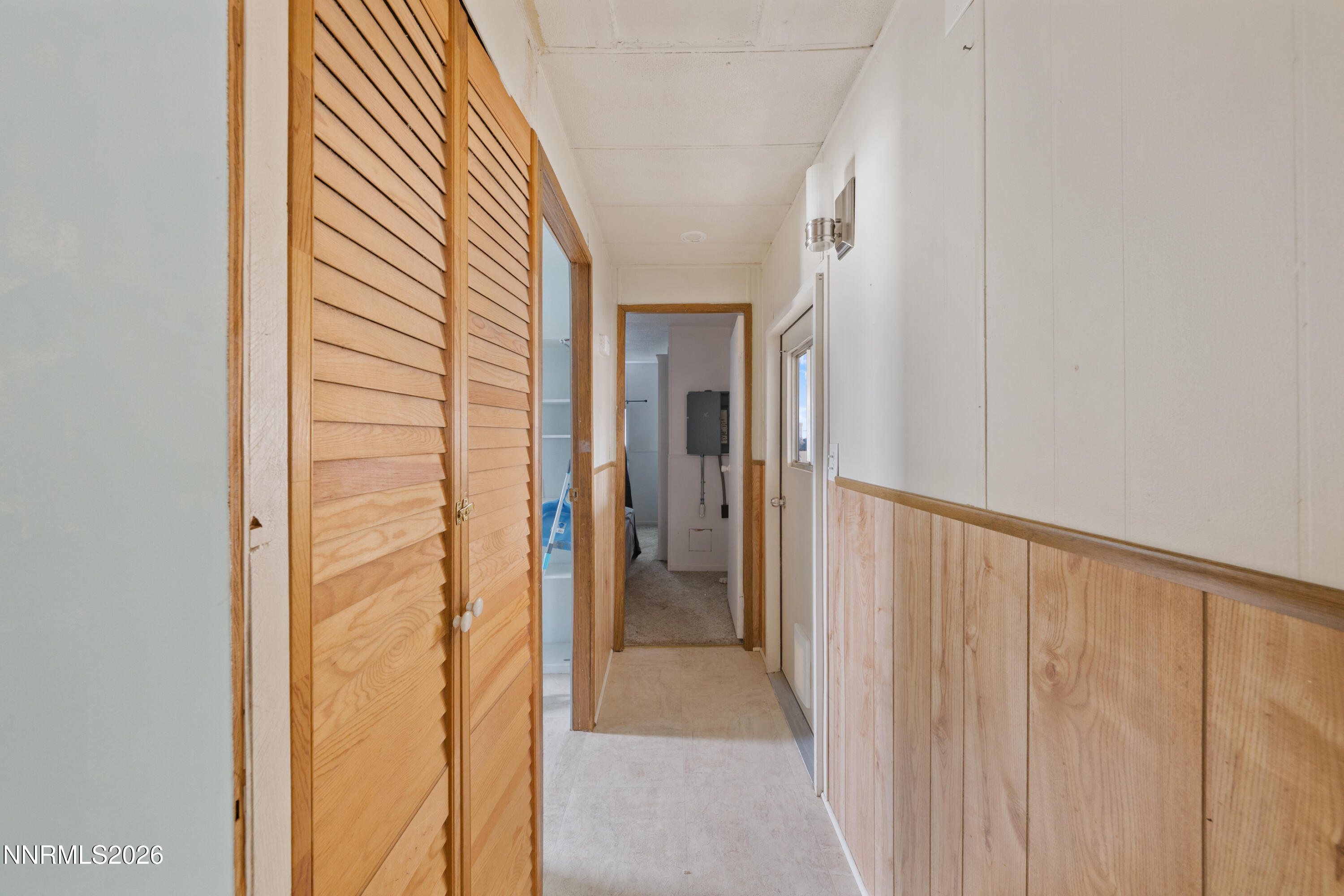 245 Taurus Circle Reno, NV 89521 - Photo 8 of 38 A7V01794