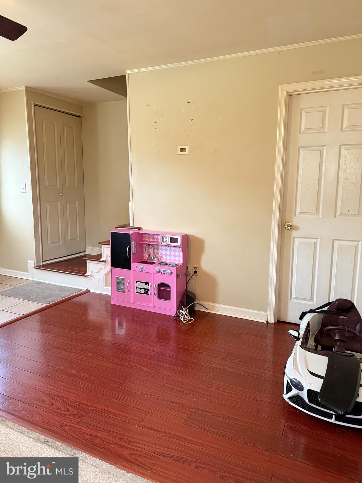 747 Seawall Road Essex, MD 21221 - Photo 3 of 15 Gallery Image 3