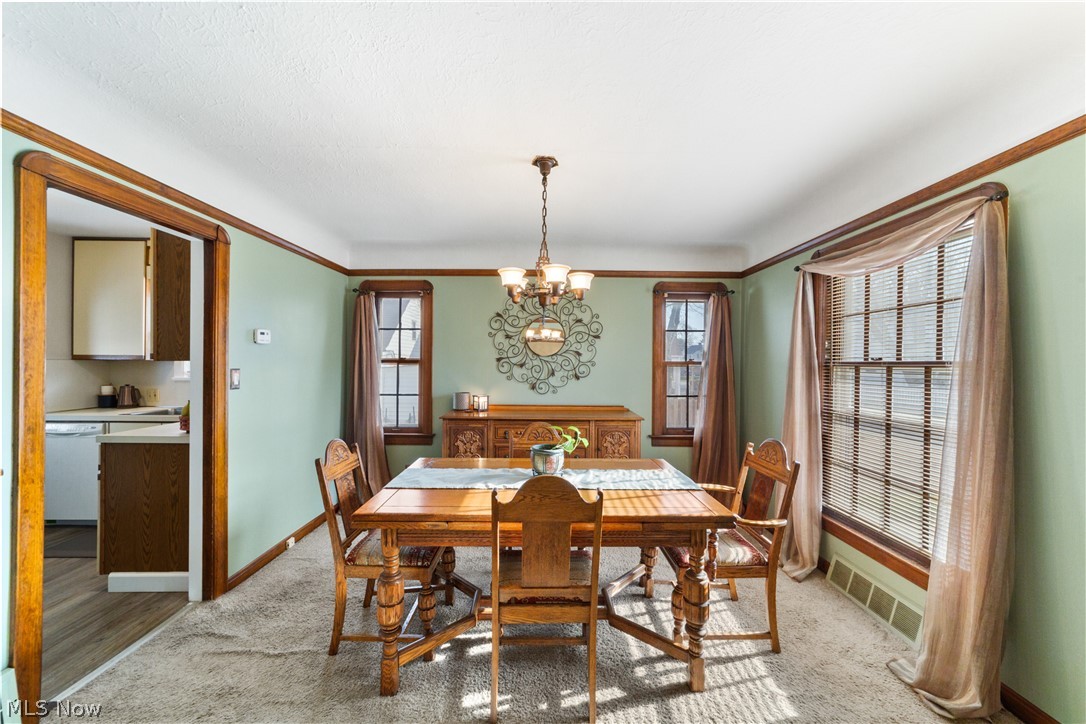 3430 Doris Road Cleveland, OH 44111 - Photo 9 of 30 Gallery Image 9