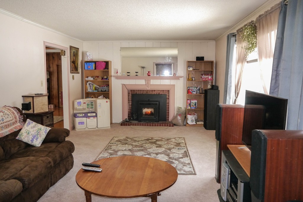 239 Green River Road Greenfield, MA 01301 - Photo 12 of 29 Gallery Image 12