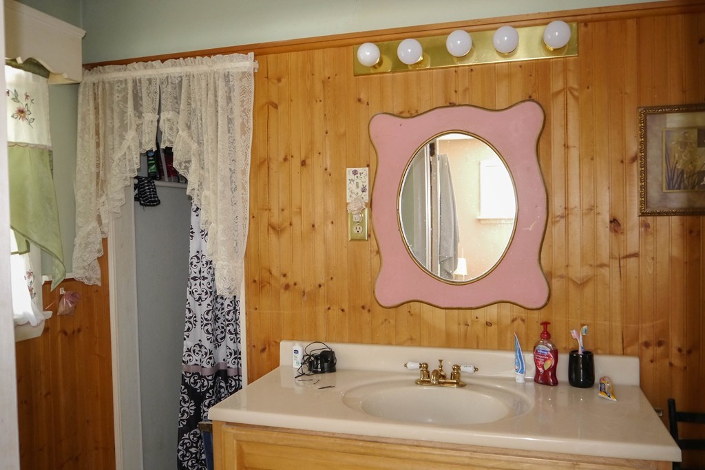 239 Green River Road Greenfield, MA 01301 - Photo 22 of 29 Gallery Image 22