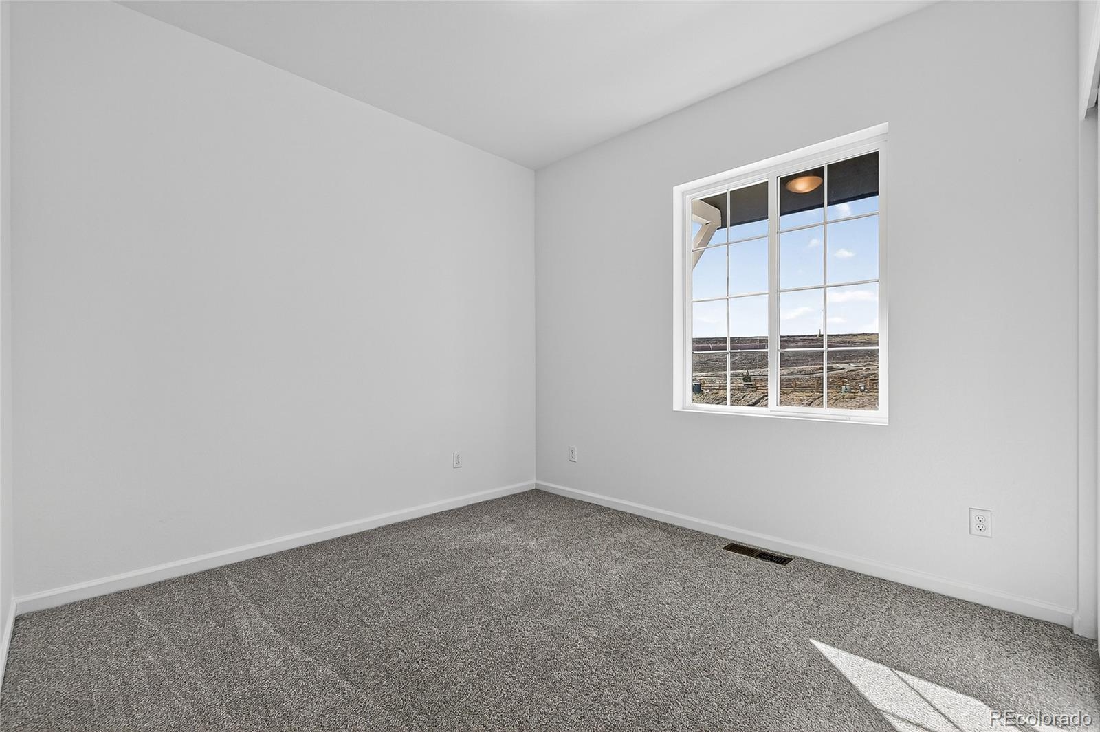 17055 West 92nd Loop Arvada, CO 80007 - Photo 14 of 37