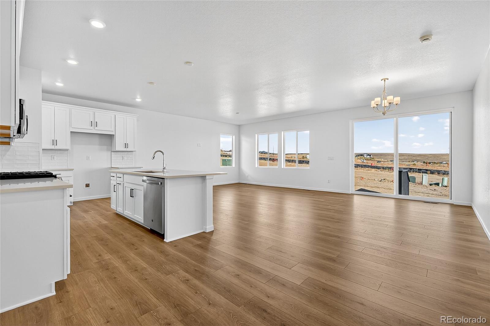 17055 West 92nd Loop Arvada, CO 80007 - Photo 6 of 37