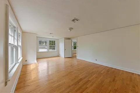 $470,000 | 6712 Linden Road, Kansas City, MO 64113