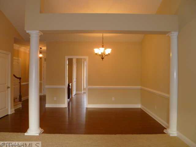 412 Crosswick Road Clemmons, NC 27012 - Photo 7 of 16 Dining Room.