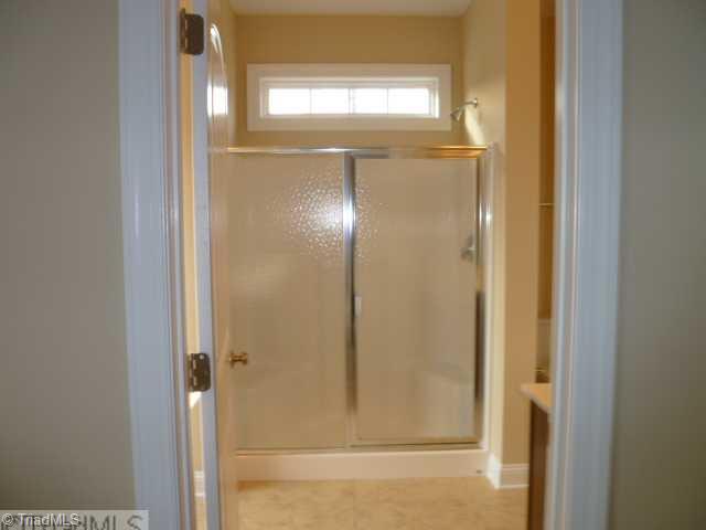 412 Crosswick Road Clemmons, NC 27012 - Photo 10 of 16 Master Bath/Spa.