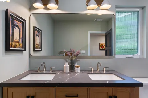 $1,695,000 | 106 Rheem Boulevard, Orinda, CA 94563