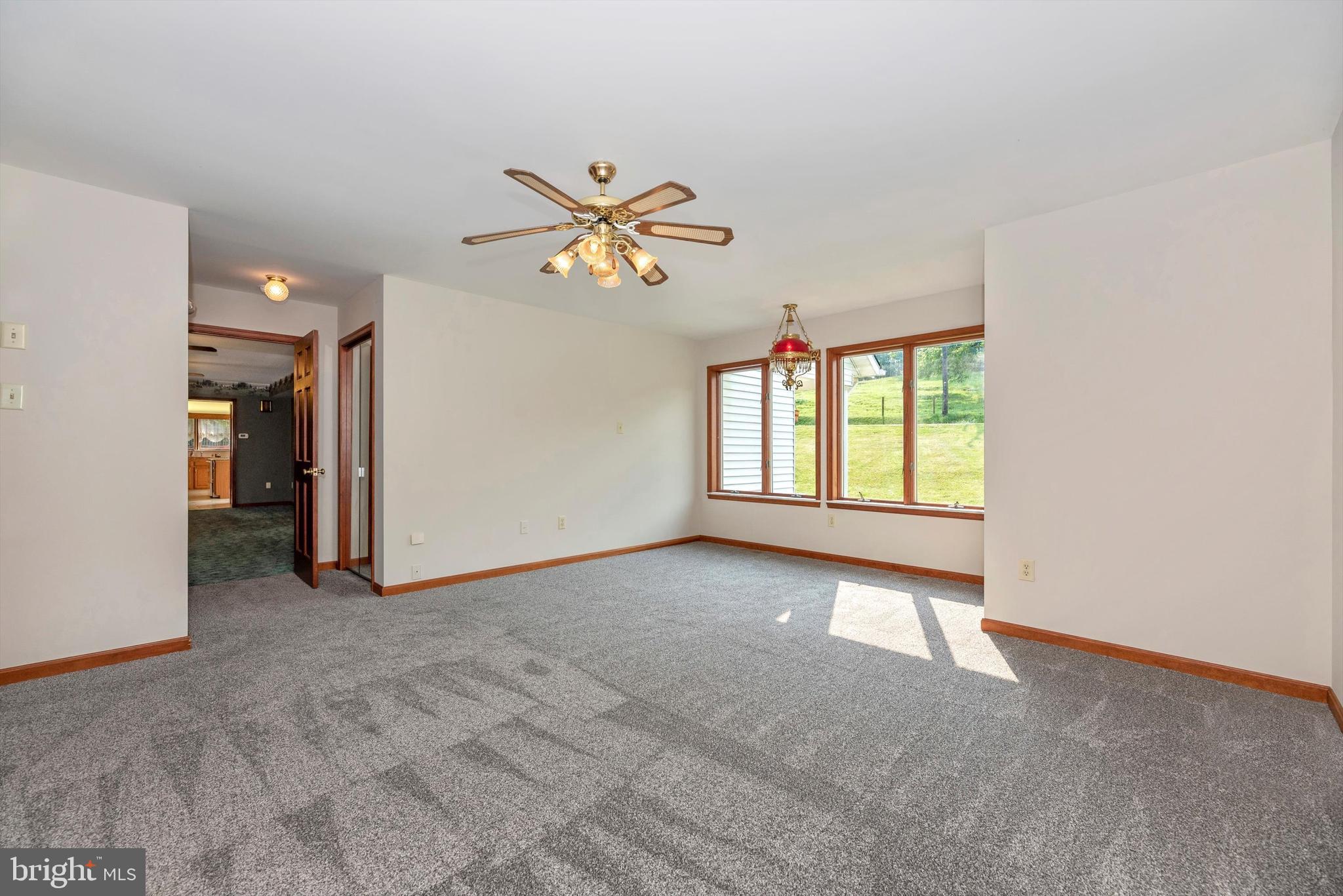 10760 Dublin Road Walkersville, MD 21793 - Photo 23 of 102 Main level Master Bedroom