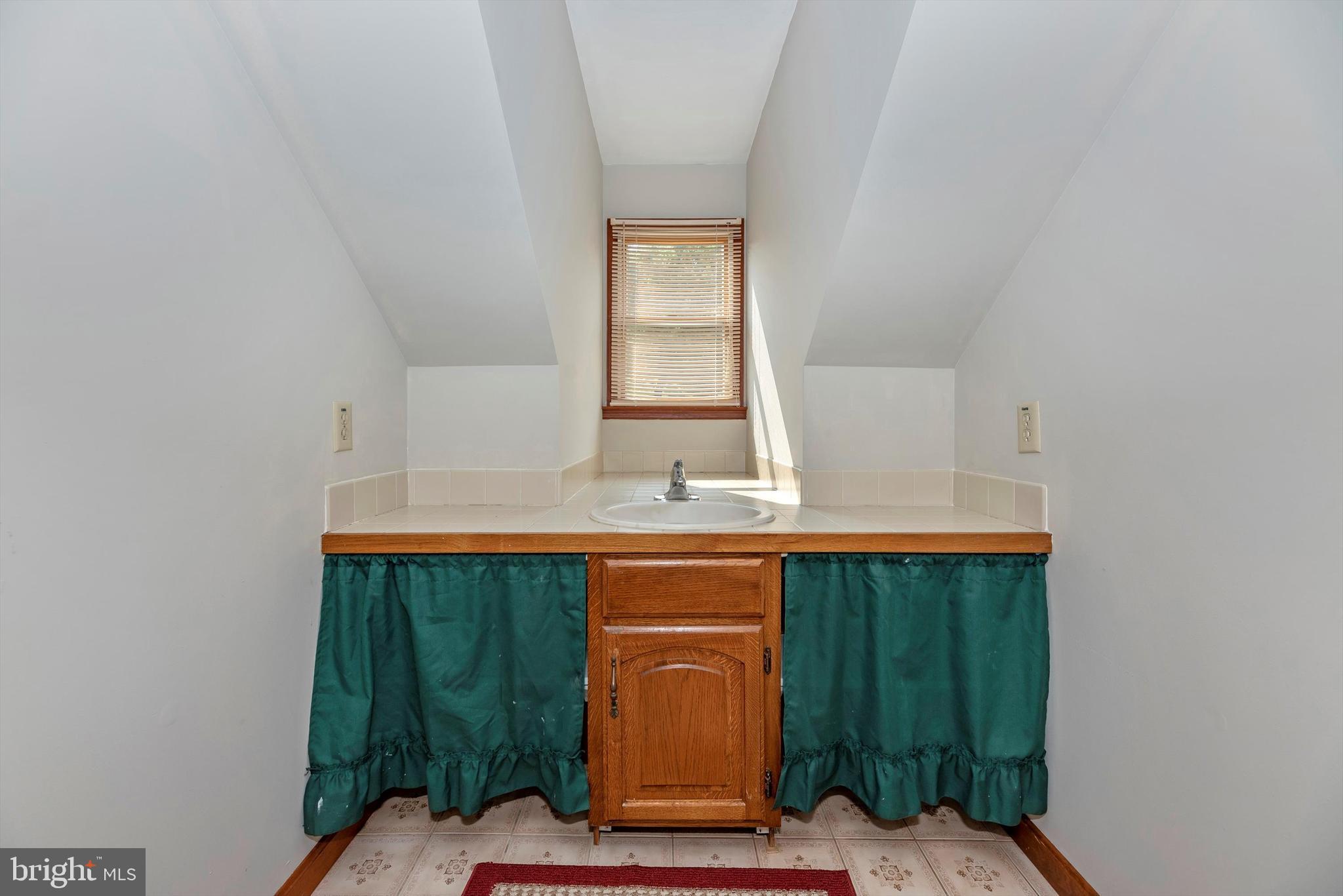 10760 Dublin Road Walkersville, MD 21793 - Photo 33 of 102 Bathroom 2