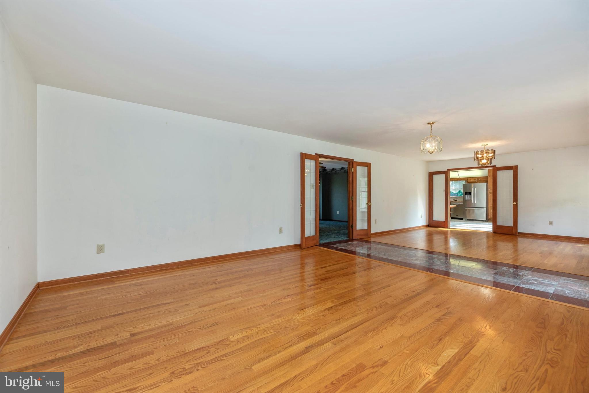 10760 Dublin Road Walkersville, MD 21793 - Photo 7 of 102 Huge Living Room & Dining Room