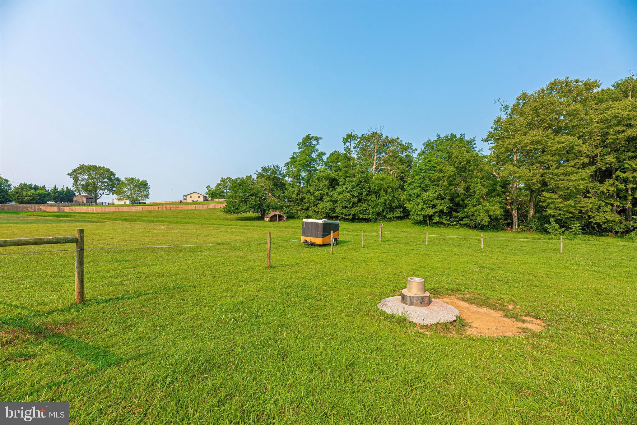 10760 Dublin Road Walkersville, MD 21793 - Photo 65 of 102 Automatic waterer